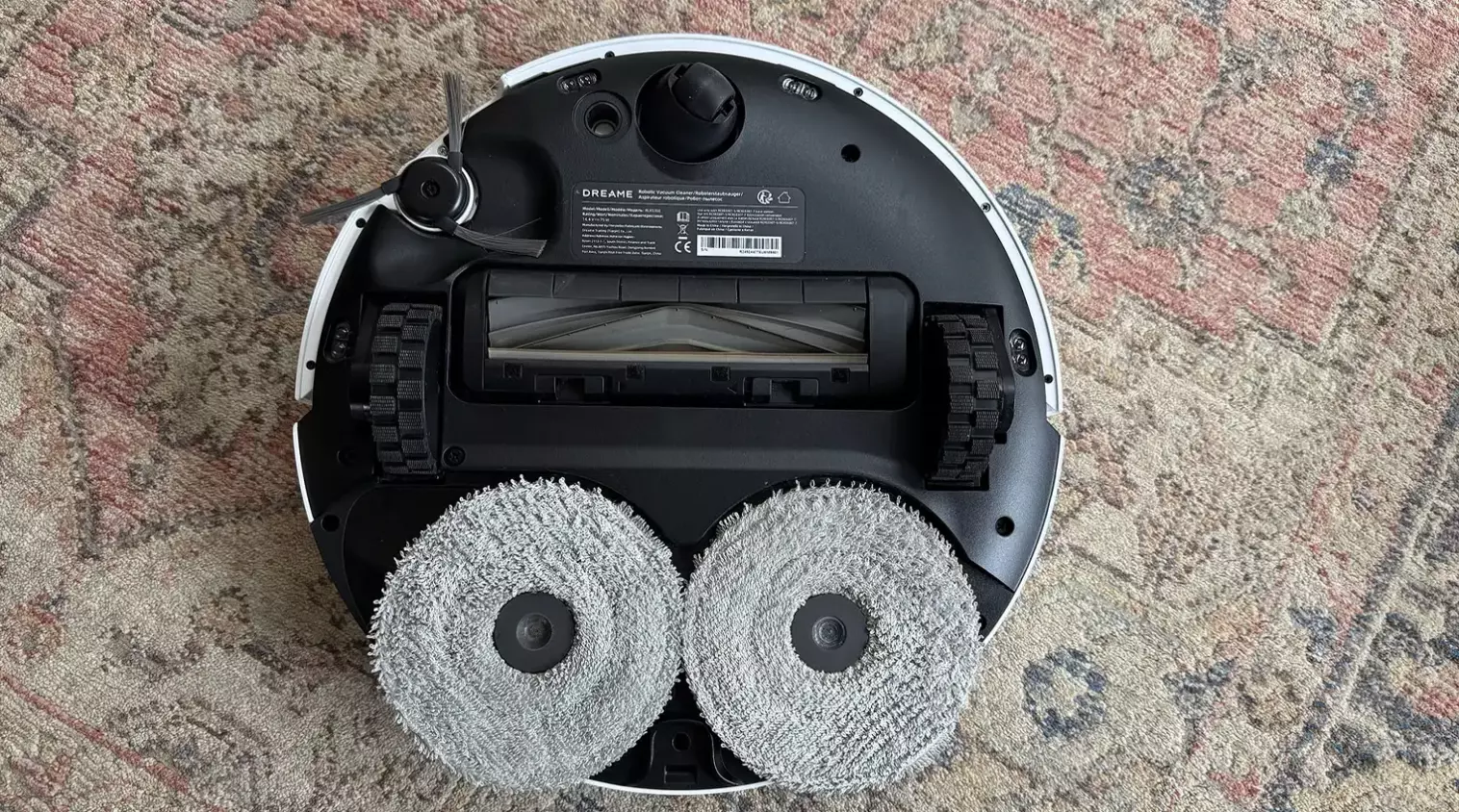 نوع برس جارو رباتیک Dreame L40s Ultra